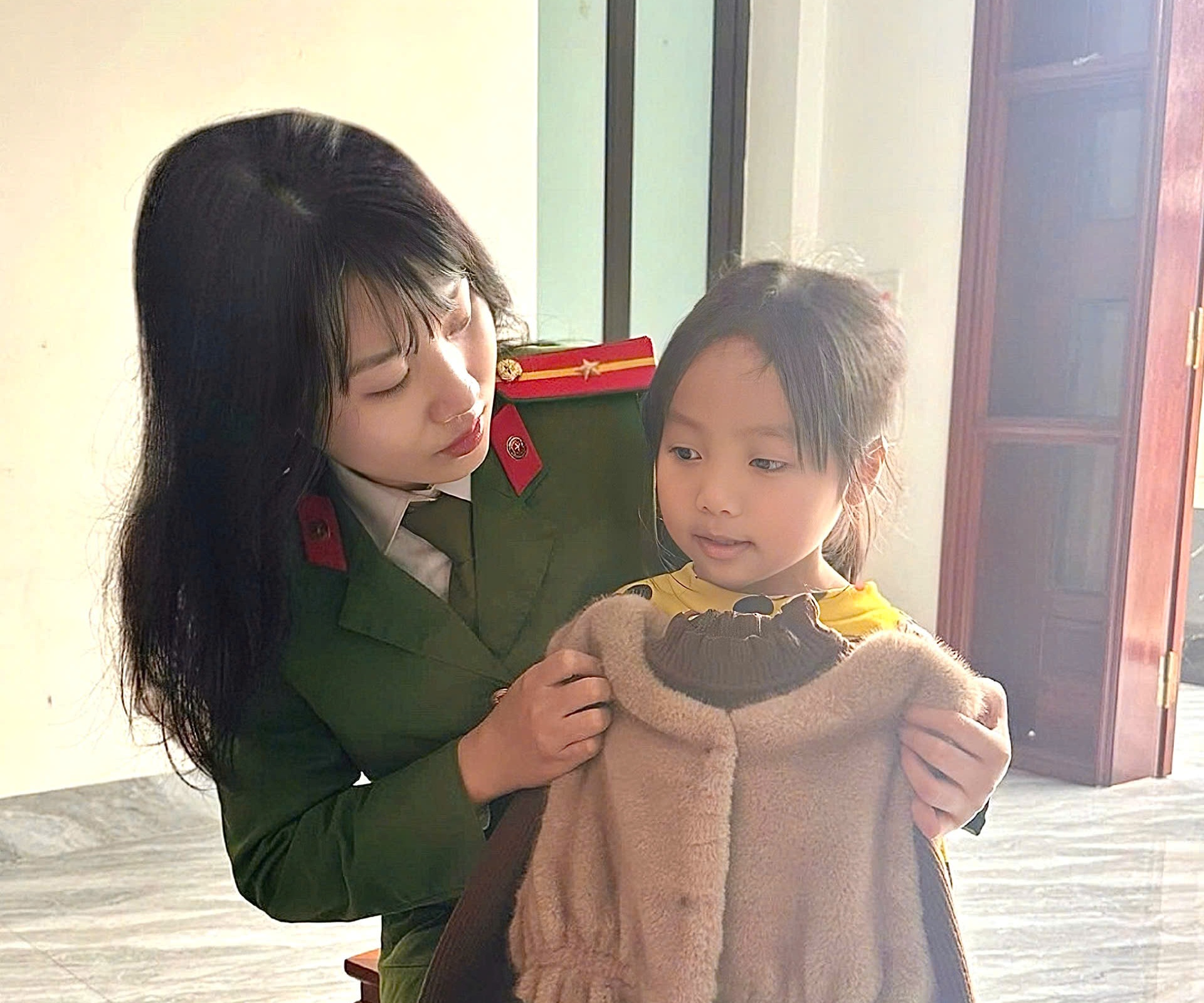 Công an phường Nguyễn Đại Năng hưởng ứng phong trào thi đua “3 nhất”, tích cực chăm lo an sinh xã hội